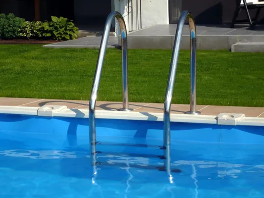 How to install pool handrail